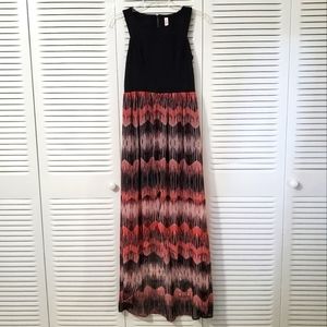 Xhilaration black pink chevron dress size s